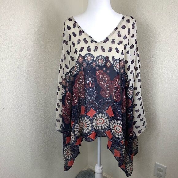 Rue21 Poncho Style Sleeveless Lightweight Top Size S - Picture 2 of 8